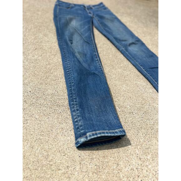 American Eagle Super Stretch Super Hi-Rise Medium Wash Jegging Size 2 Regular - Picture 2 of 9